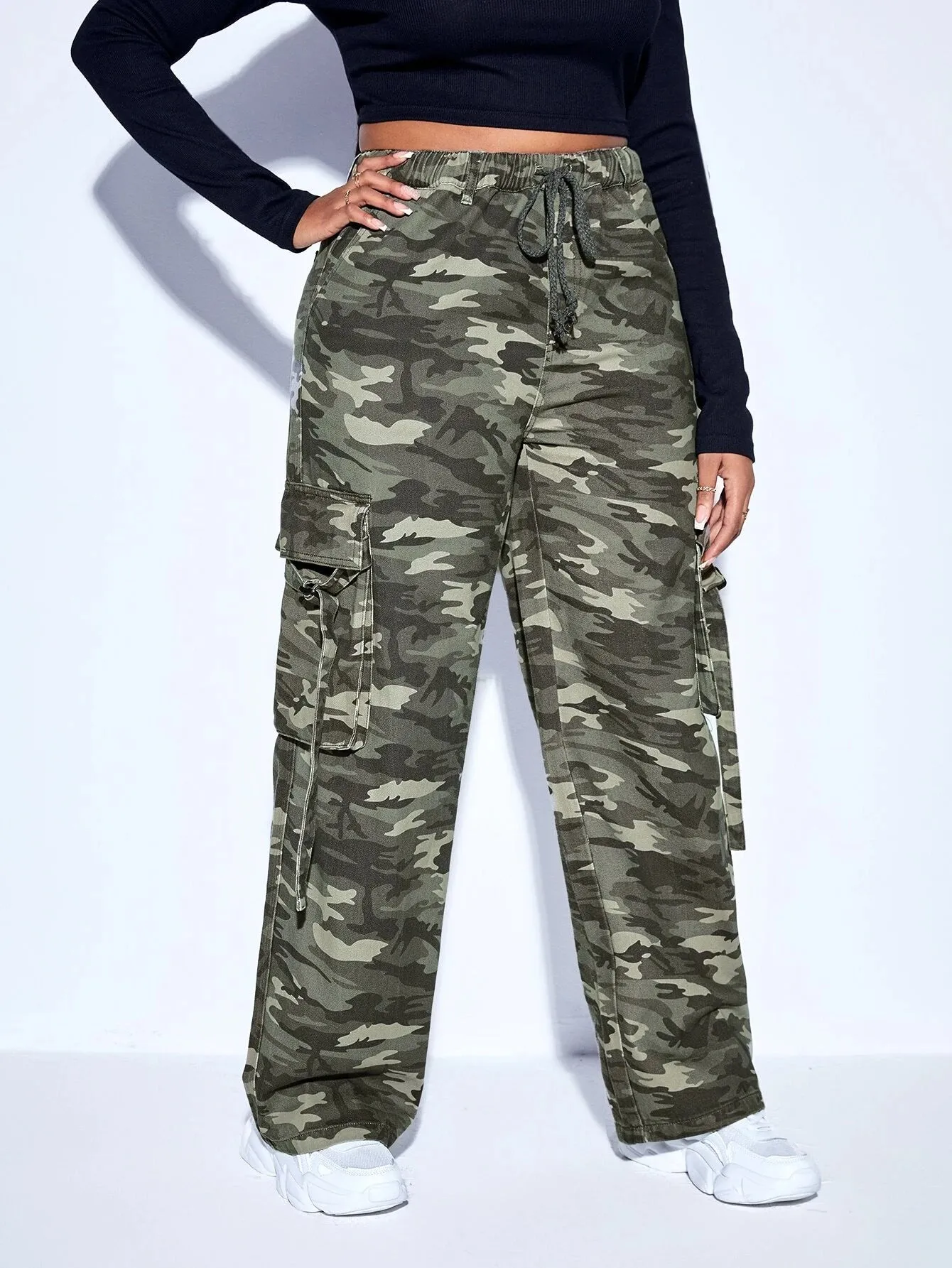 Camo Print Drawstring Waist Cargo Jeans