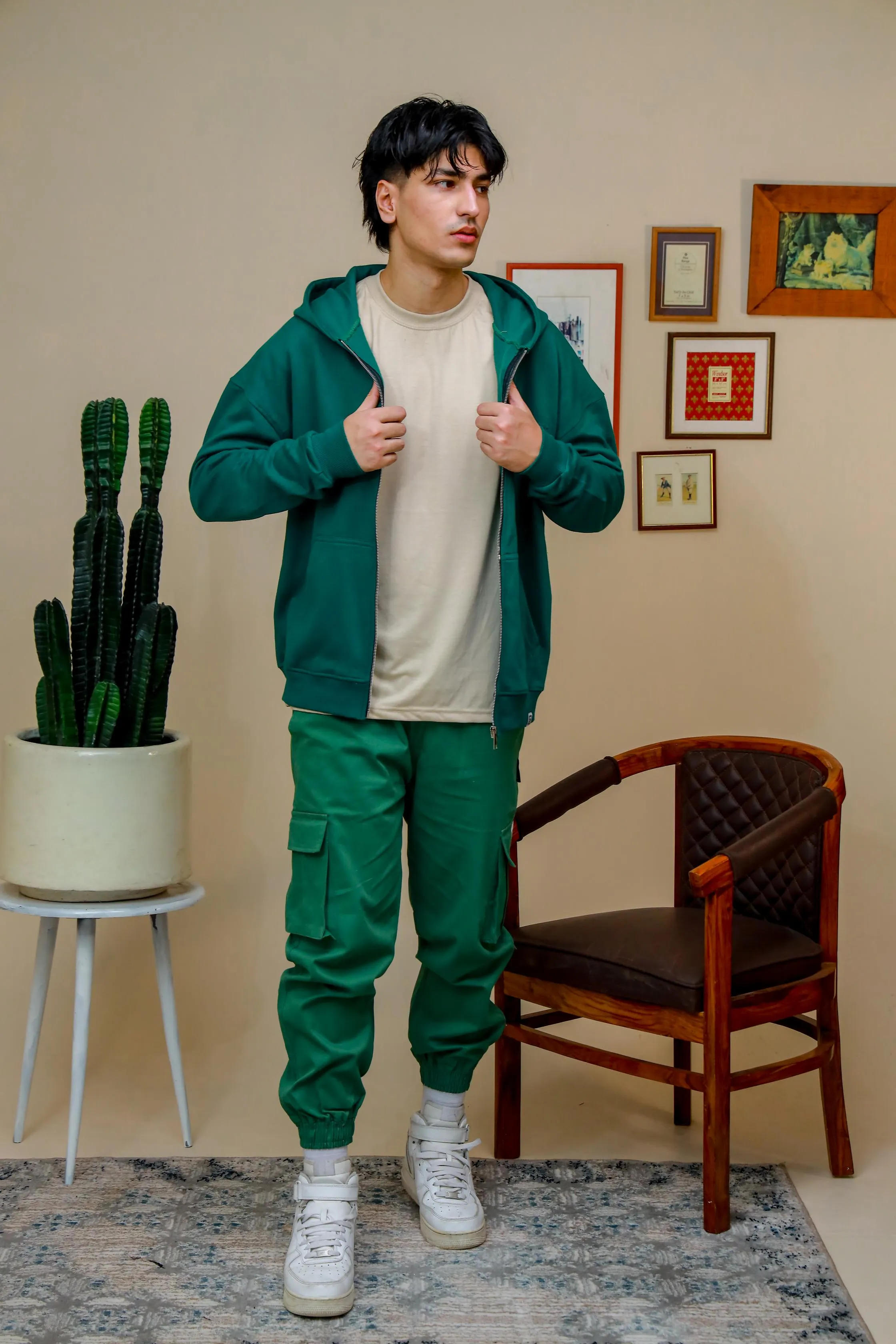 GREEN ZIP UP HOODIE