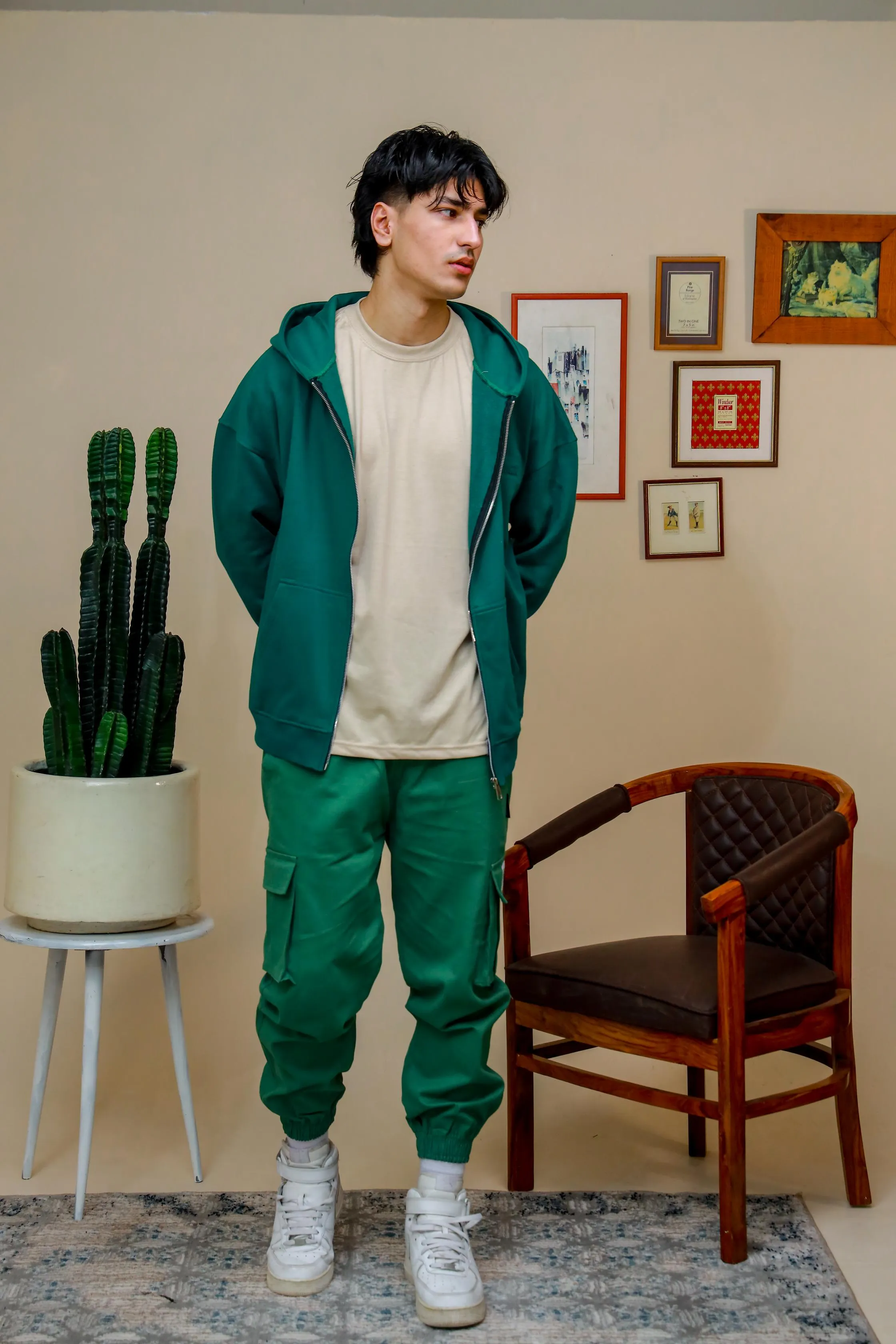 GREEN ZIP UP HOODIE
