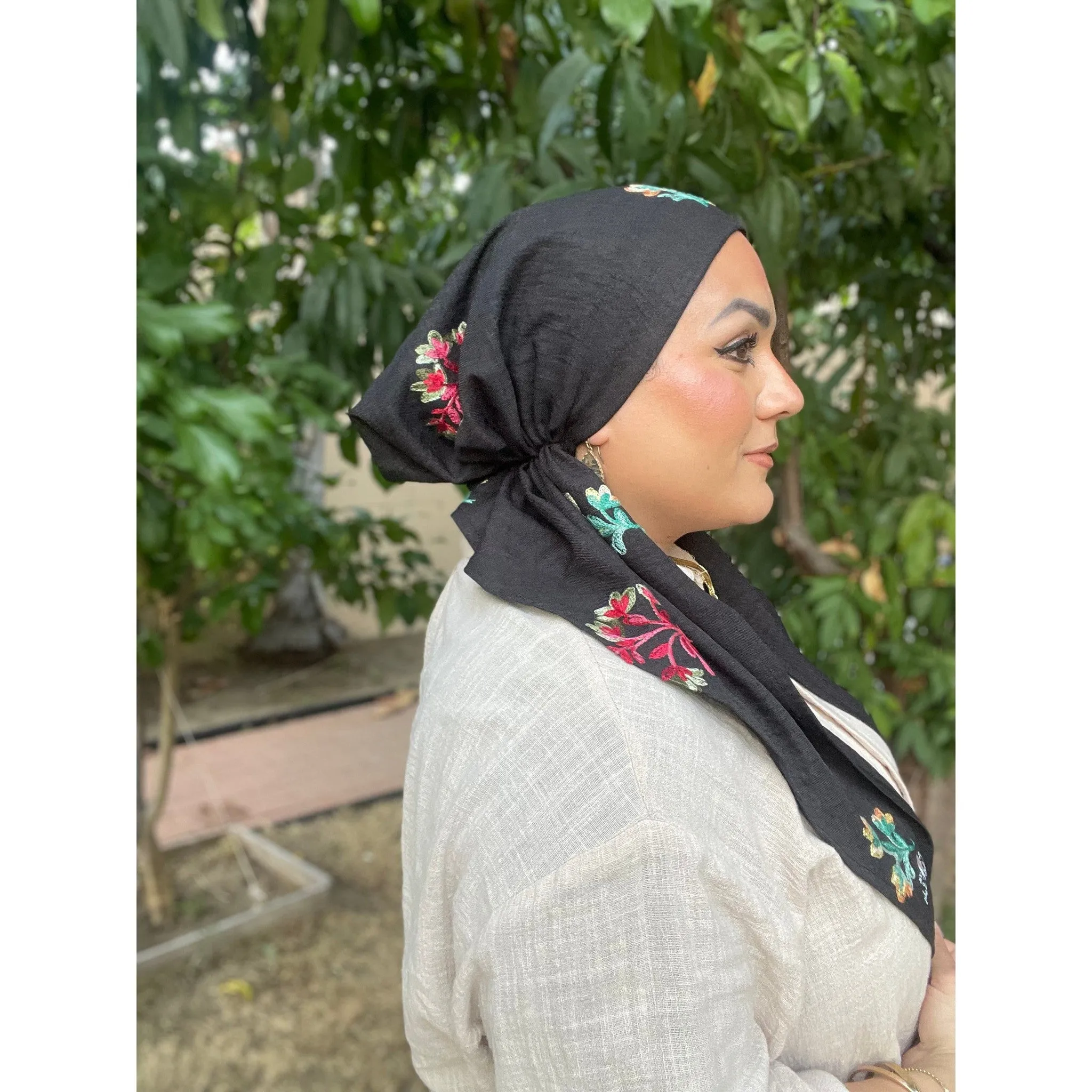 Linen Embroidered Pretied w/ VELVET HEADBAND & Adjustable Circumference - Black/Multi