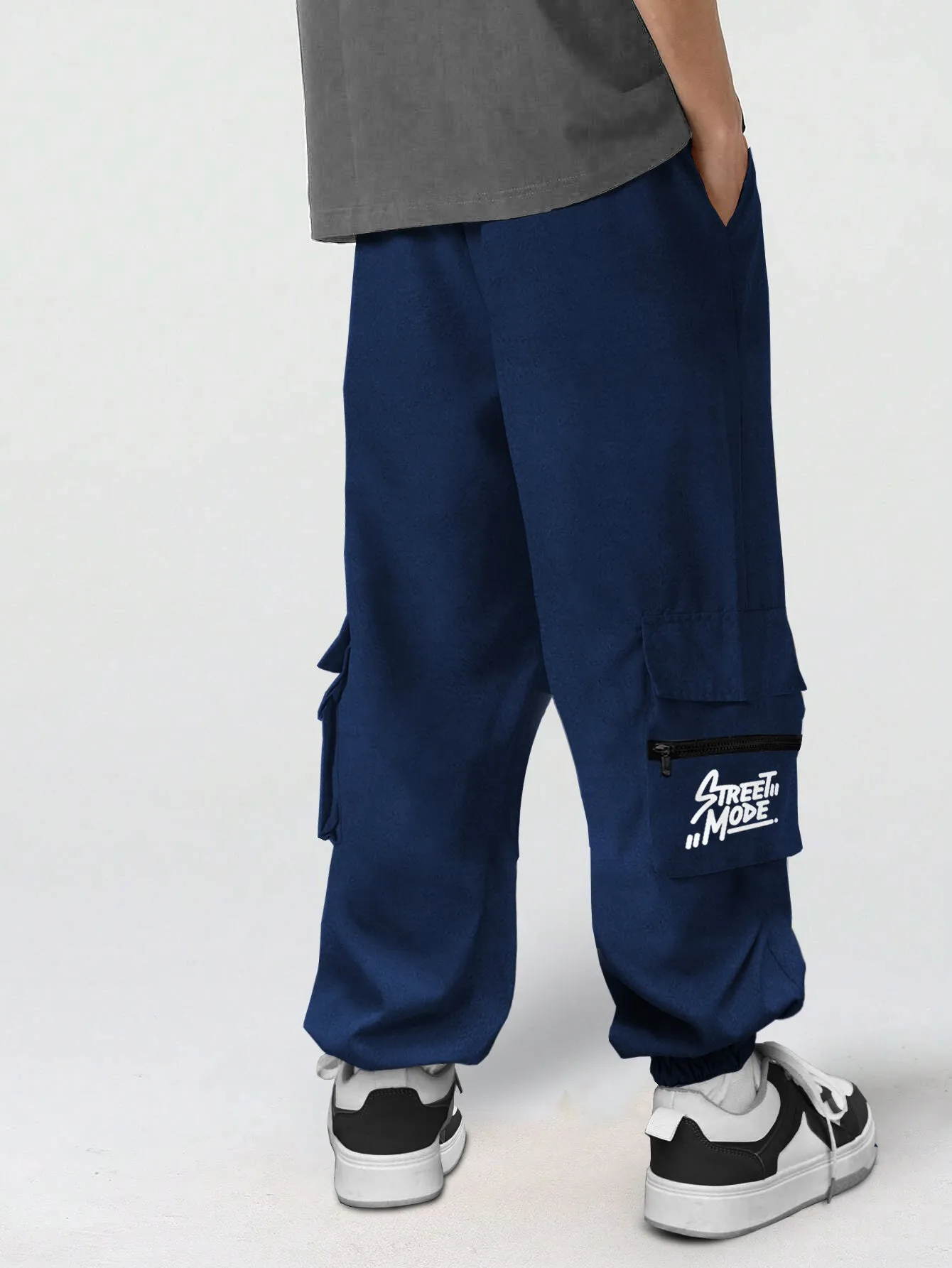 Men Royal Blue Printed Baggy Oversized Fit Cargo Jogger